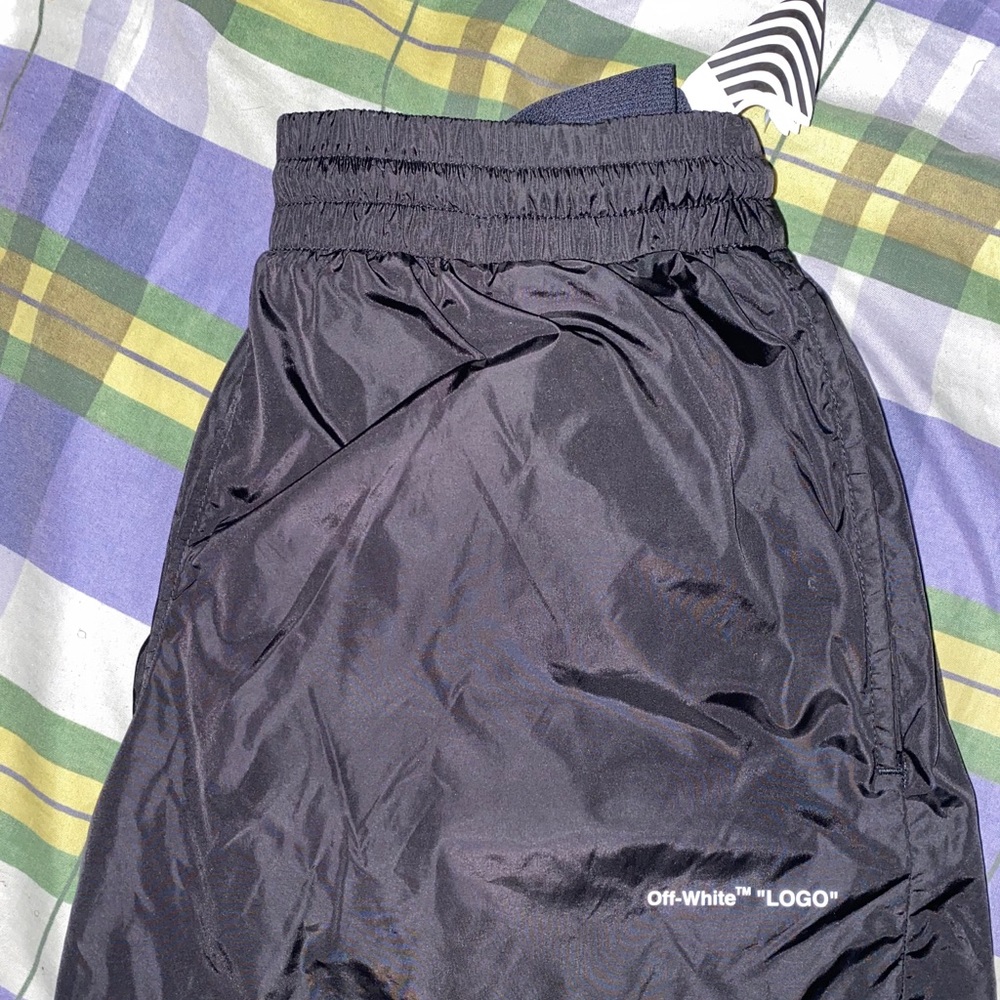 Off White Shorts Sz Small Worn 2x